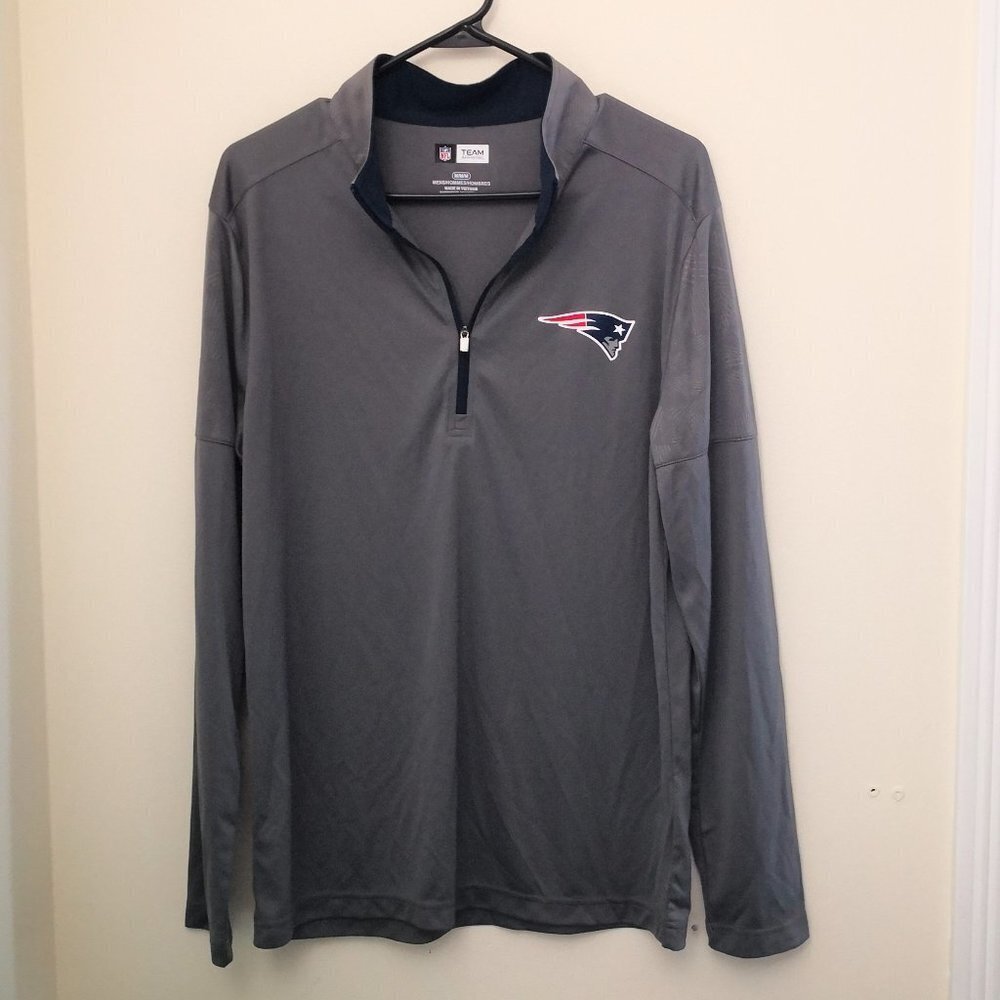 NWOT NFL Men's New England Patriots 1/4 Zip Top Gray Size M
